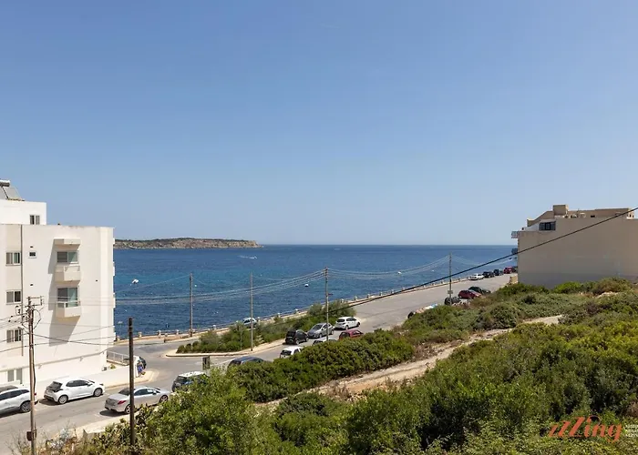 Seaview 2 Bedroom Beach Apartment